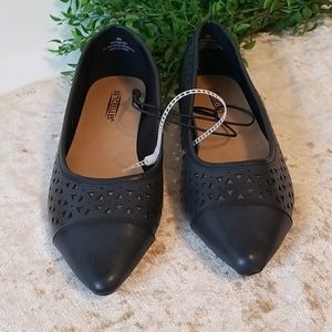 Seychelles Bay laser cut pattern flats